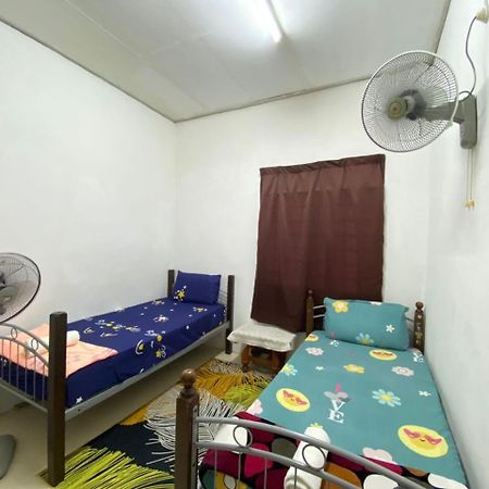 Homestay Ummi Kuala Terengganu Ngoại thất bức ảnh