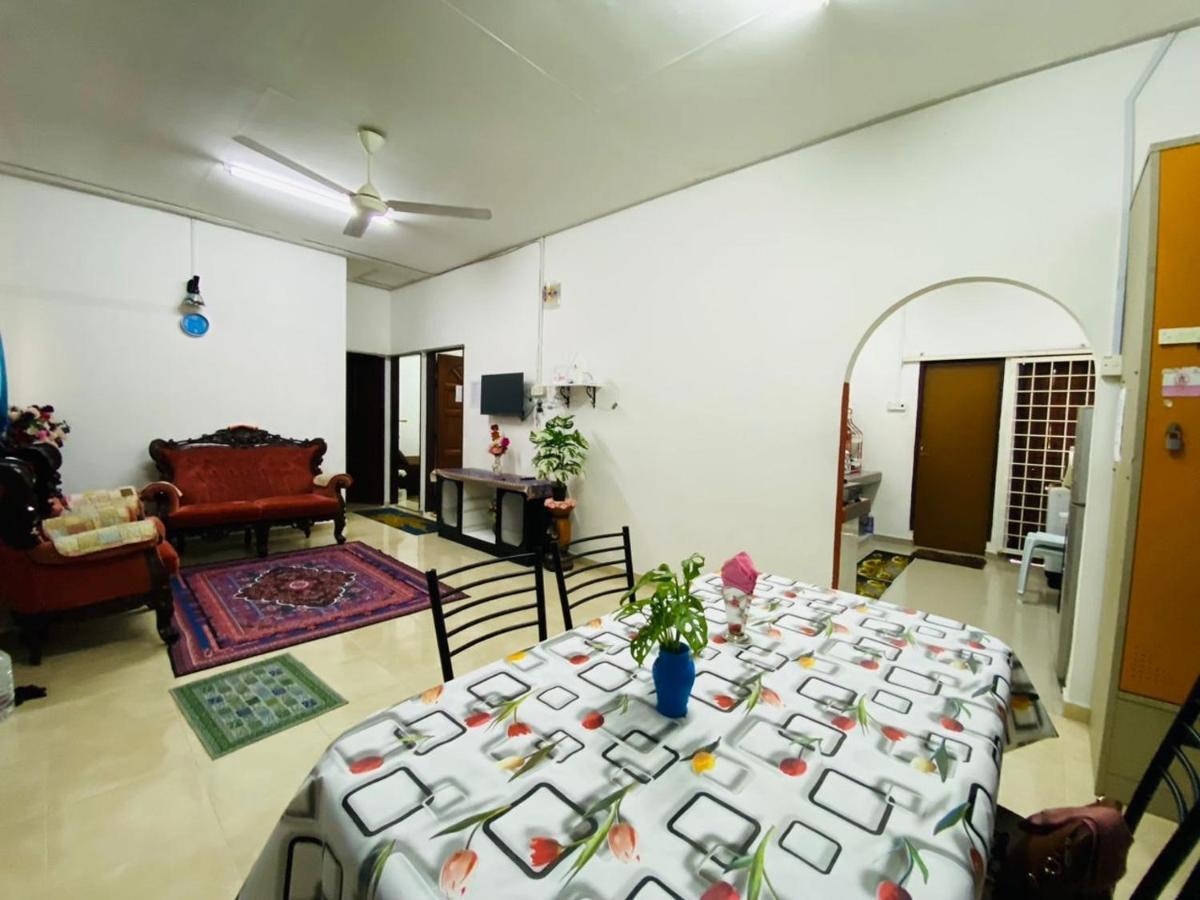 Homestay Ummi Kuala Terengganu Ngoại thất bức ảnh
